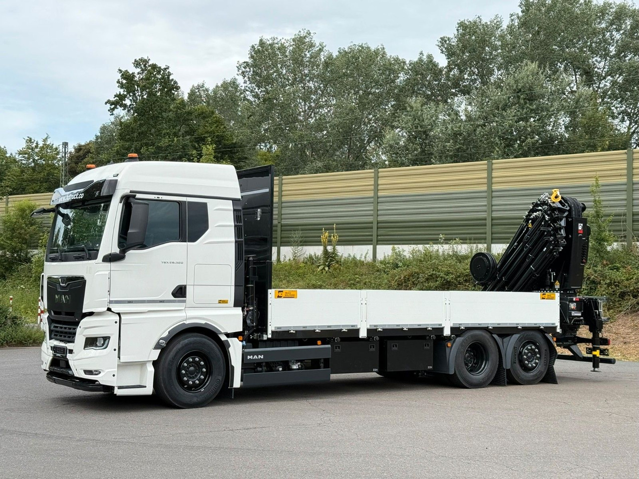 MAN TGX 26.520 TG3 Retarder / 6X2 Hiab 548 E 8 - Kamion me vinç: foto 4 MAN TGX 26.520 TG3 Retarder / 6X2 Hiab 548 E 8 - Kamion me vinç: foto 4