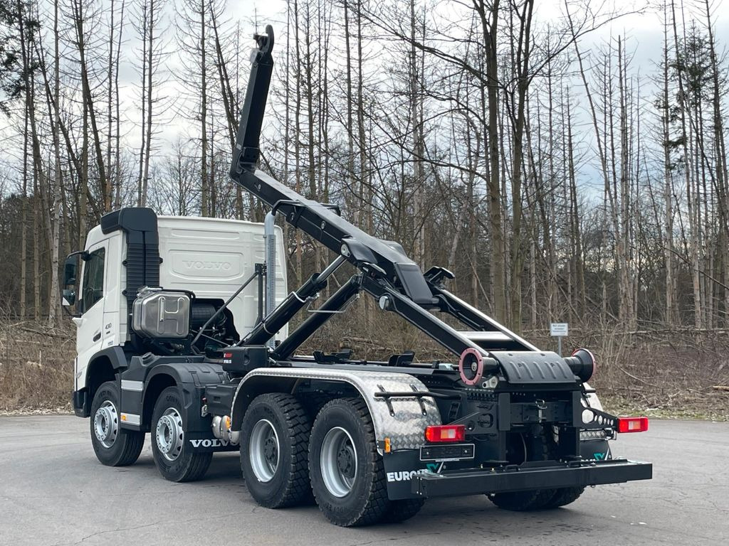 Volvo FMX 460 8x4 Hiab MultLift Abrollkipper Euro6e - Kamion vetëngarkues, Kamion me vinç: foto 4 Volvo FMX 460 8x4 Hiab MultLift Abrollkipper Euro6e - Kamion vetëngarkues, Kamion me vinç: foto 4