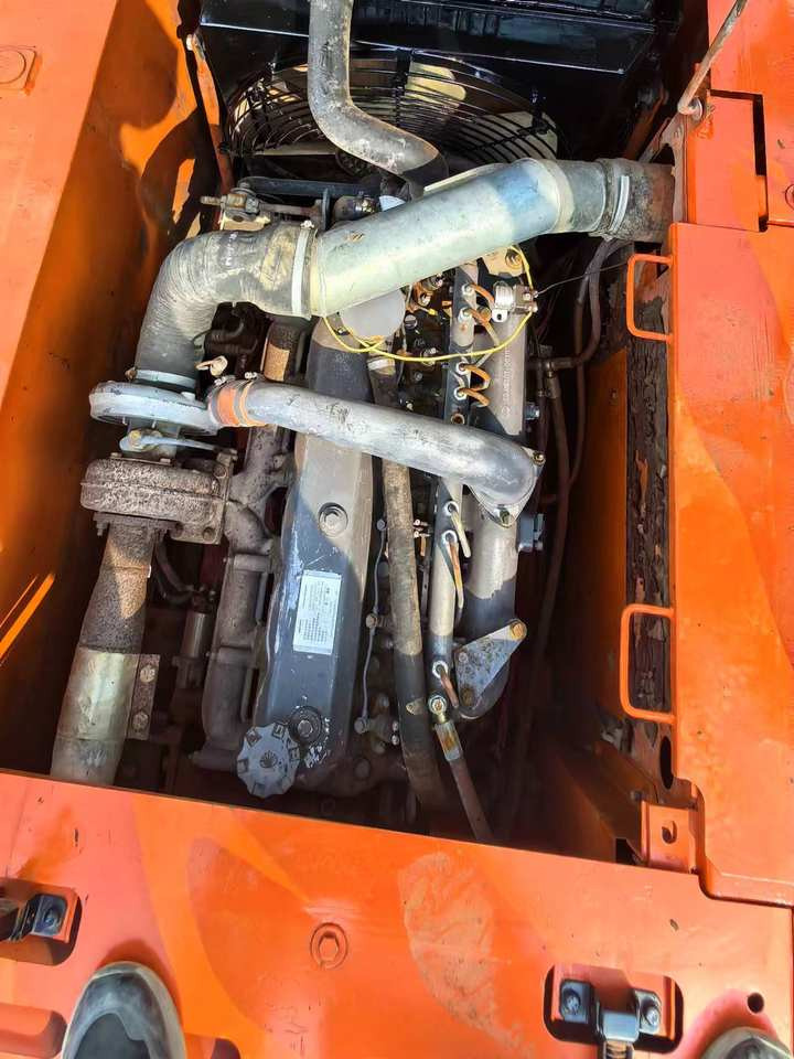 Doosan DX 225 - Ekskavator me zinxhirë: foto 2 Doosan DX 225 - Ekskavator me zinxhirë: foto 2