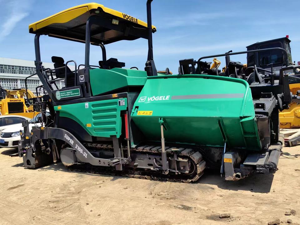 High Quality Used VOGELE 2100-3L Paver Construction Machinery Good Condition VOGELE Paver - Shtrues asfalti: foto 4 High Quality Used VOGELE 2100-3L Paver Construction Machinery Good Condition VOGELE Paver - Shtrues asfalti: foto 4