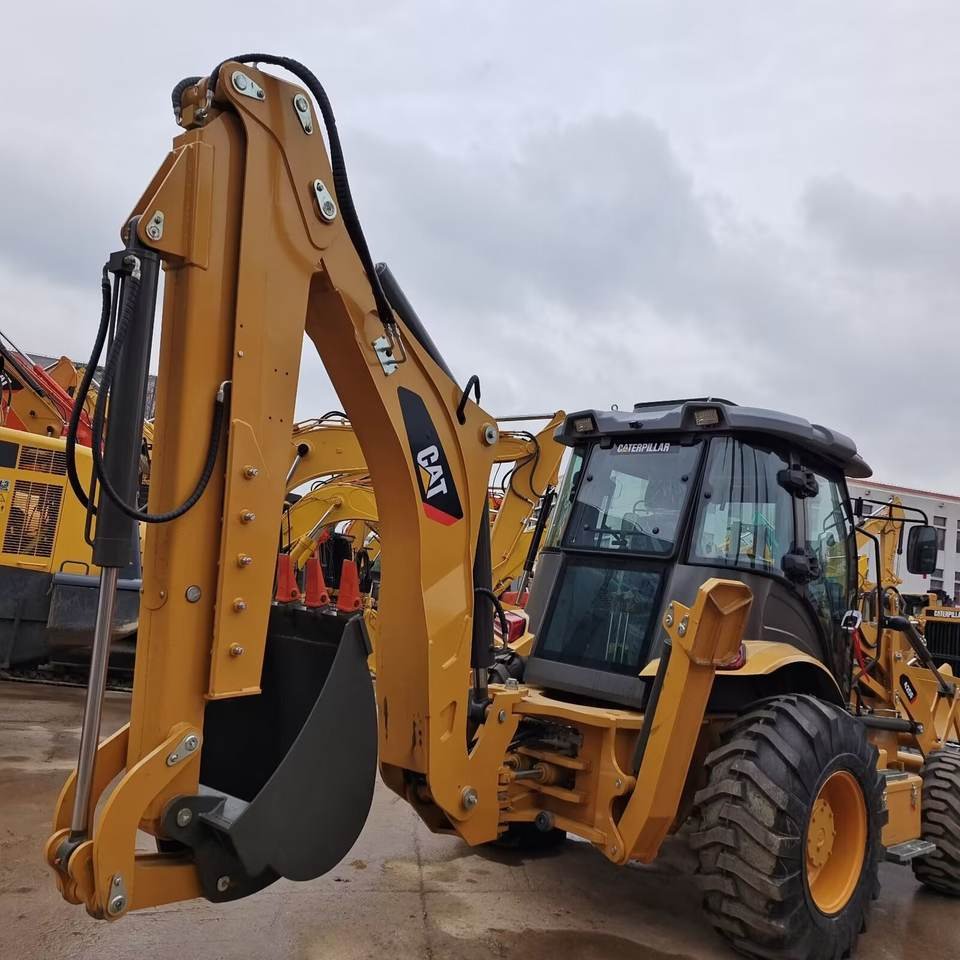 Used Caterpillar CAT 420F 420F2 Backhoe Loader Retro Excavator CAT420F CAT420F2 Cheap Price for Sale - Fadromë me shkarkim nga prapa: foto 2 Used Caterpillar CAT 420F 420F2 Backhoe Loader Retro Excavator CAT420F CAT420F2 Cheap Price for Sale - Fadromë me shkarkim nga prapa: foto 2