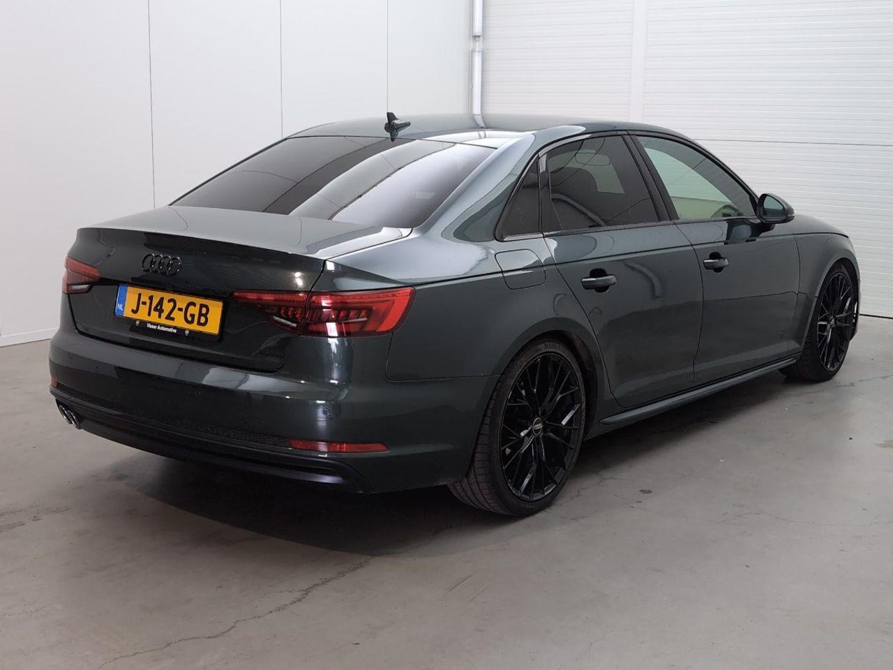 Audi A4 Limousine 2.0 TDI quattro Sport S line edition | 2017 | 199.026 km | Automaat | J142GB | NAP: Geen oordeel - Sedan: foto 4 Audi A4 Limousine 2.0 TDI quattro Sport S line edition | 2017 | 199.026 km | Automaat | J142GB | NAP: Geen oordeel - Sedan: foto 4