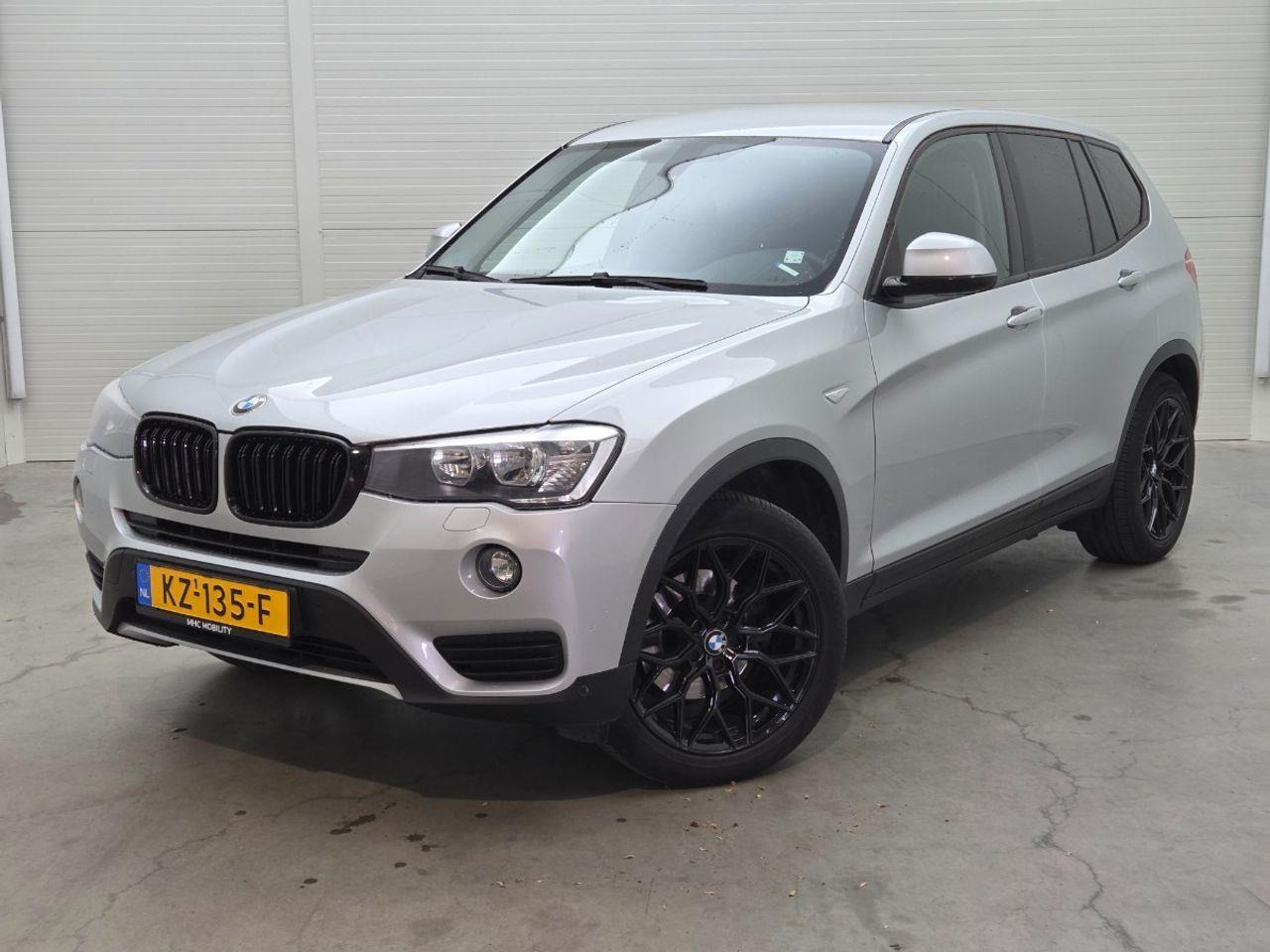 BMW X3 sDrive20i Business | 2015 | 192.306 km | Automaat | KZ135F | NAP: Geen oordeel - SUV: foto 1 BMW X3 sDrive20i Business | 2015 | 192.306 km | Automaat | KZ135F | NAP: Geen oordeel - SUV: foto 1