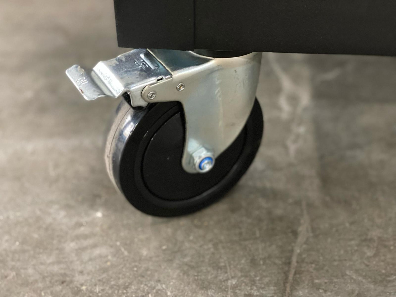 Beuker Xtra Big Gereedschapskist Nieuw - Pajisjet e ofiçinës: foto 2 Beuker Xtra Big Gereedschapskist Nieuw - Pajisjet e ofiçinës: foto 2