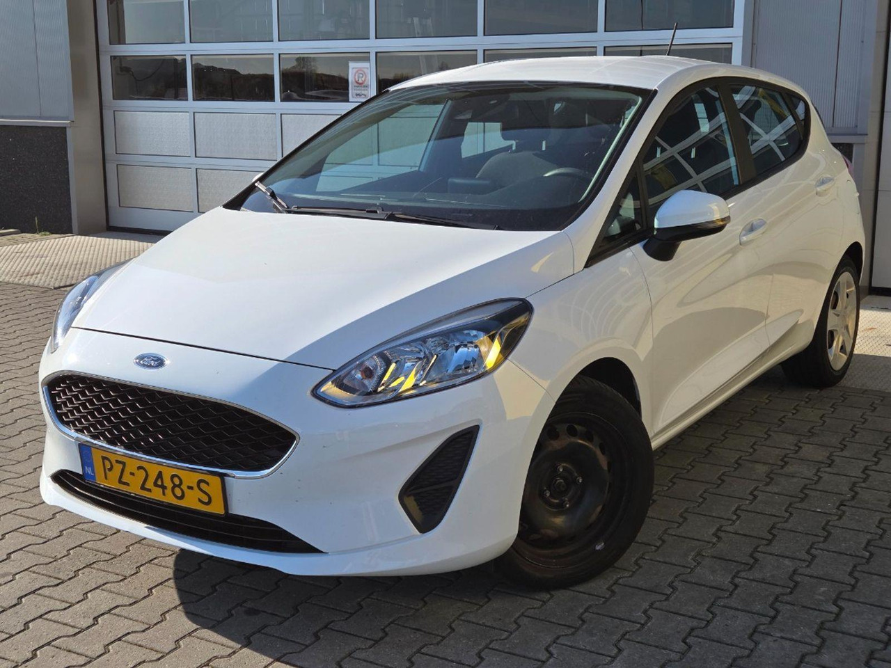 Ford Fiesta 1.1 Trend | 2017 | 145.164 km | PZ248S | NAP: Logisch - Hatchback: foto 1 Ford Fiesta 1.1 Trend | 2017 | 145.164 km | PZ248S | NAP: Logisch - Hatchback: foto 1