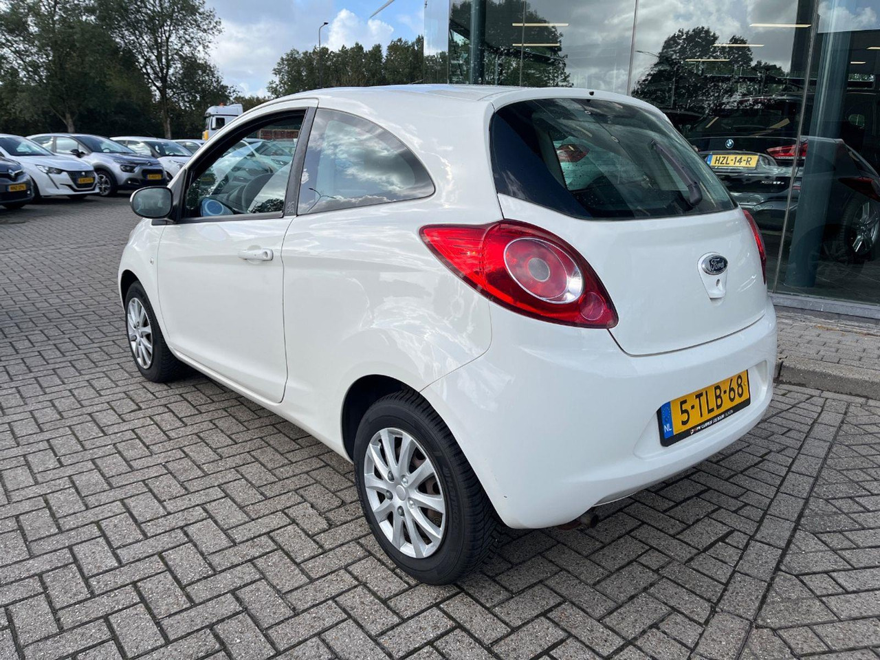 Ford Ka 1.2 Limited | 2011 | 142.277 km | 5TLB68 | NAP: Geen oordeel - Hatchback: foto 3 Ford Ka 1.2 Limited | 2011 | 142.277 km | 5TLB68 | NAP: Geen oordeel - Hatchback: foto 3