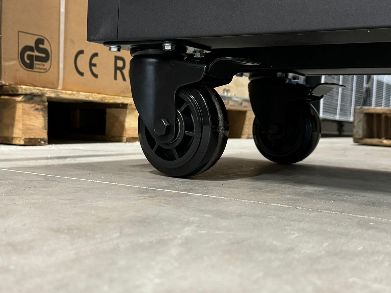 Gereedschapwagen Stahlbär Deutschland, Lades gevuld: 10/13 - Pajisjet e ofiçinës: foto 4 Gereedschapwagen Stahlbär Deutschland, Lades gevuld: 10/13 - Pajisjet e ofiçinës: foto 4