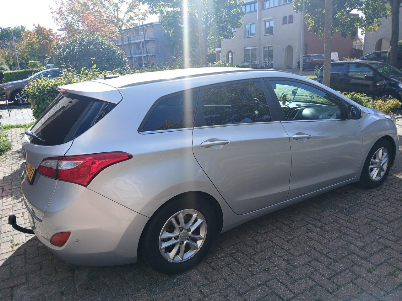 Hyundai | i30 Wagon | 1.6 GDI Business Edition | 2012 | 232.039 km | 32ZHB2 | Logisch - Veturë: foto 4 Hyundai | i30 Wagon | 1.6 GDI Business Edition | 2012 | 232.039 km | 32ZHB2 | Logisch - Veturë: foto 4