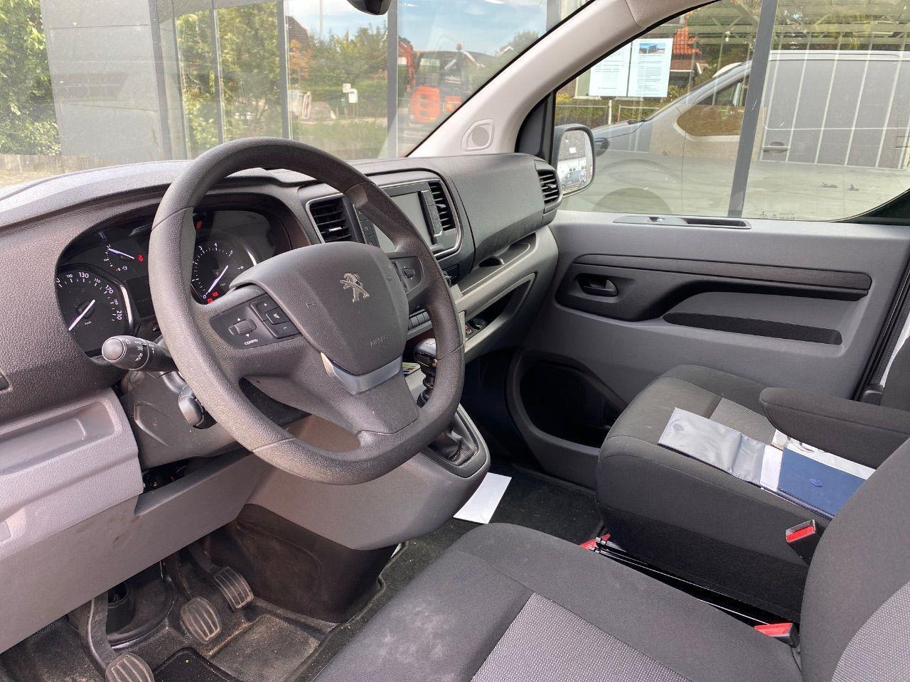 Peugeot Expert 2.0 BlueHDI 145 Long Premium | 2022 | 239.778 km | VPV36V | NAP: Logisch - Makineritë e tjera: foto 5 Peugeot Expert 2.0 BlueHDI 145 Long Premium | 2022 | 239.778 km | VPV36V | NAP: Logisch - Makineritë e tjera: foto 5
