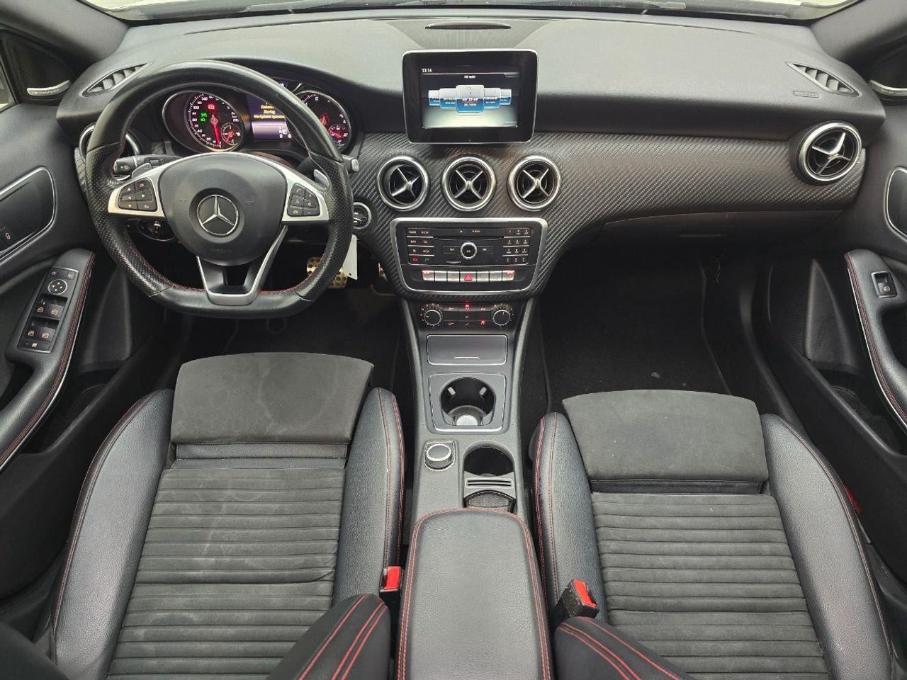 Mercedes - Benz A - klasse 200 Ambition | 2016 | 173.260 km | Automaat | T096RZ | NAP: Geen oordeel - Hatchback: foto 5 Mercedes - Benz A - klasse 200 Ambition | 2016 | 173.260 km | Automaat | T096RZ | NAP: Geen oordeel - Hatchback: foto 5