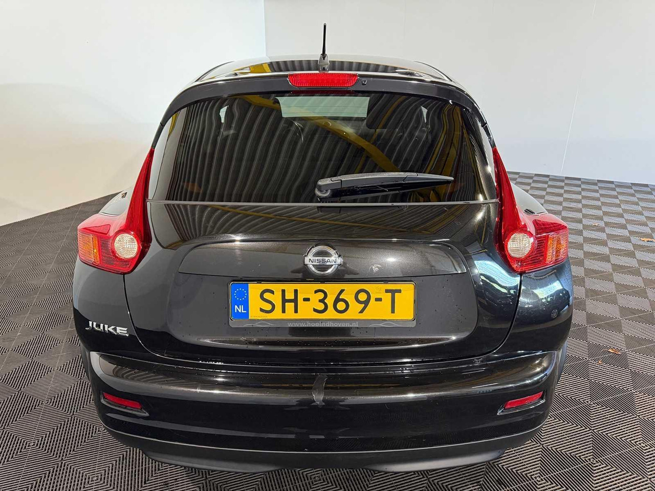 Nissan Juke 1.6 Tekna SH-369-T 215.081 km - Veturë: foto 3 Nissan Juke 1.6 Tekna SH-369-T 215.081 km - Veturë: foto 3