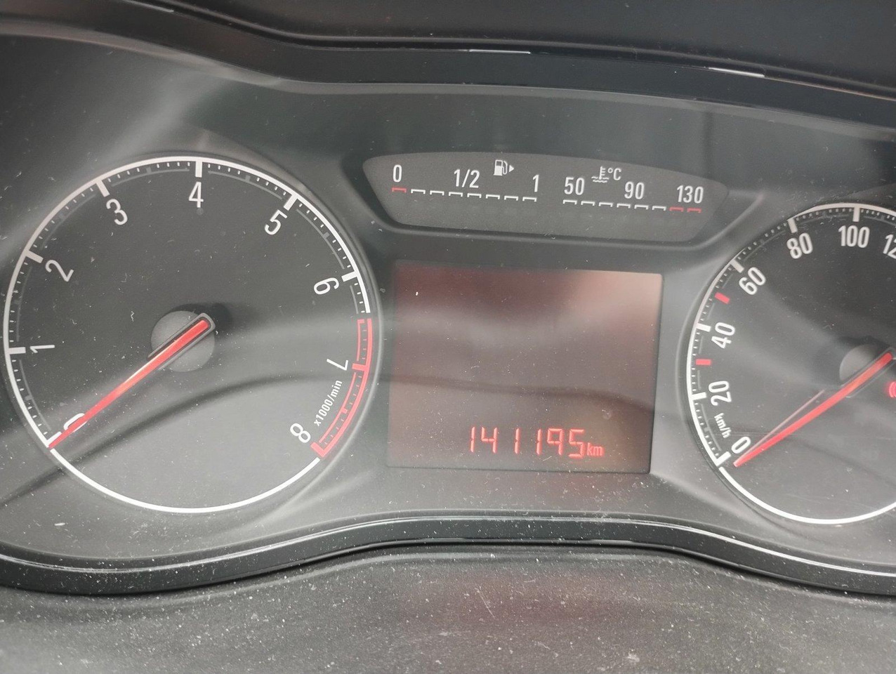 Opel | Corsa | 1.2 | 2015 | 141.195 km | KL510R | Geen oordeel - Hatchback: foto 5 Opel | Corsa | 1.2 | 2015 | 141.195 km | KL510R | Geen oordeel - Hatchback: foto 5