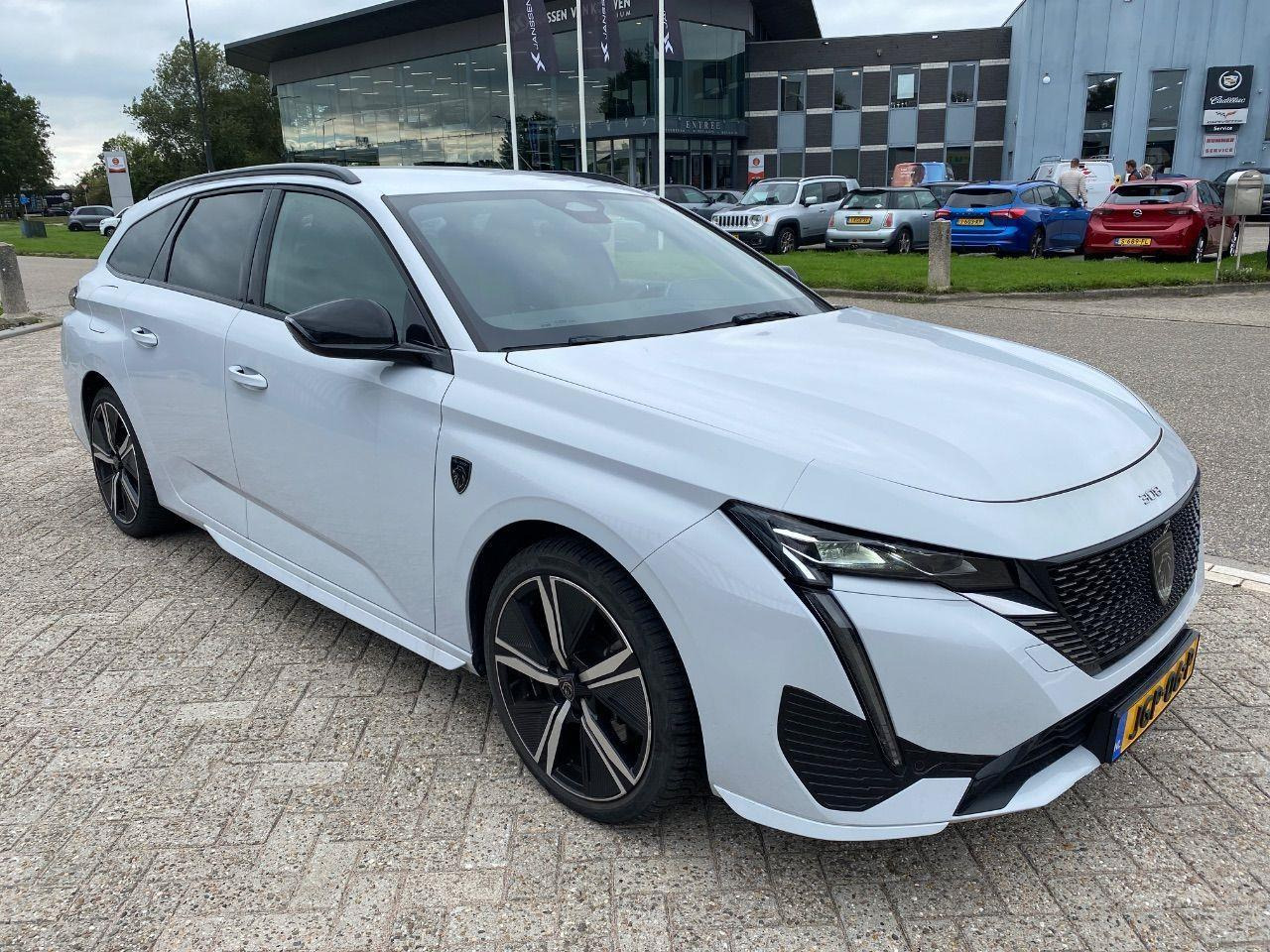 Peugeot 308 SW 1.6 Plug - in Hybrid 225 GT | 2024 | 37.250 km | Automaat | JGP06P | NAP: Geen oordeel - Veturë: foto 2 Peugeot 308 SW 1.6 Plug - in Hybrid 225 GT | 2024 | 37.250 km | Automaat | JGP06P | NAP: Geen oordeel - Veturë: foto 2