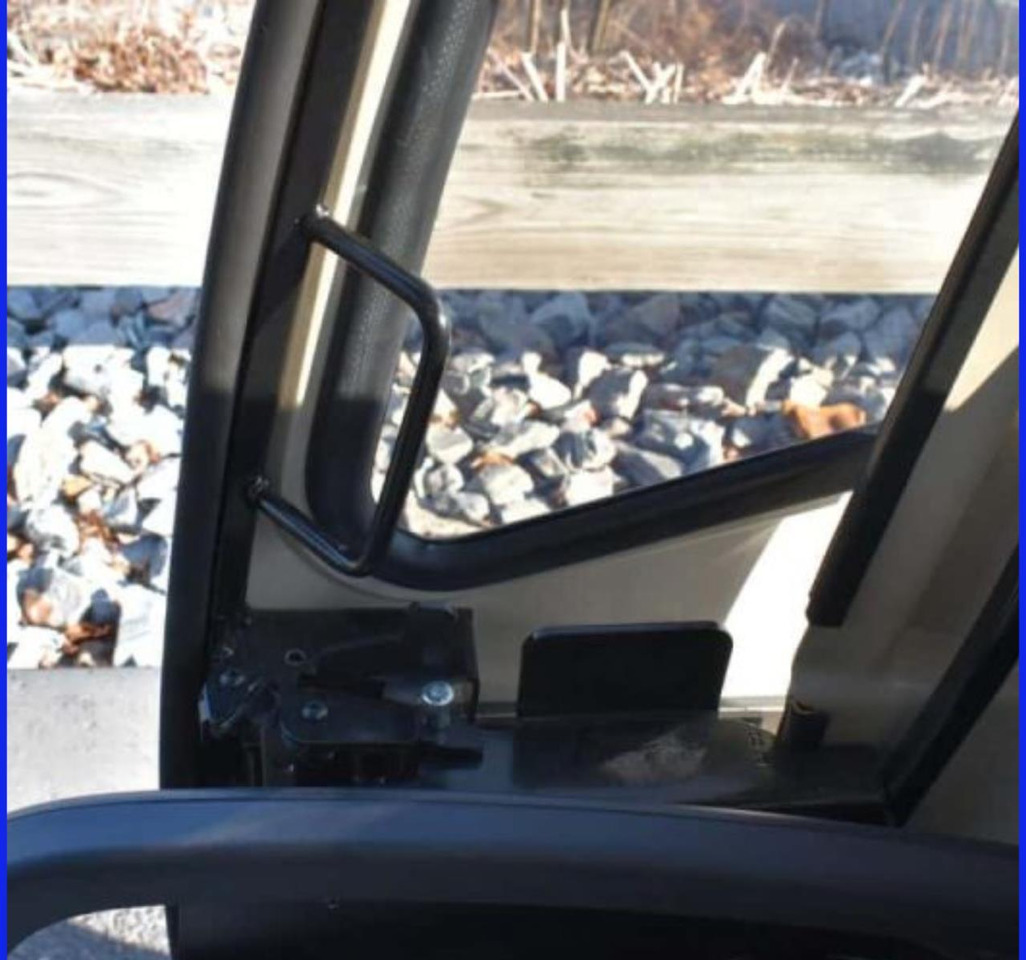 1x Curtis Street Pro Cabine voor Yamaha Drive2 wit - Pjesë këmbimi për Karrocë golfi: foto 2 1x Curtis Street Pro Cabine voor Yamaha Drive2 wit - Pjesë këmbimi për Karrocë golfi: foto 2