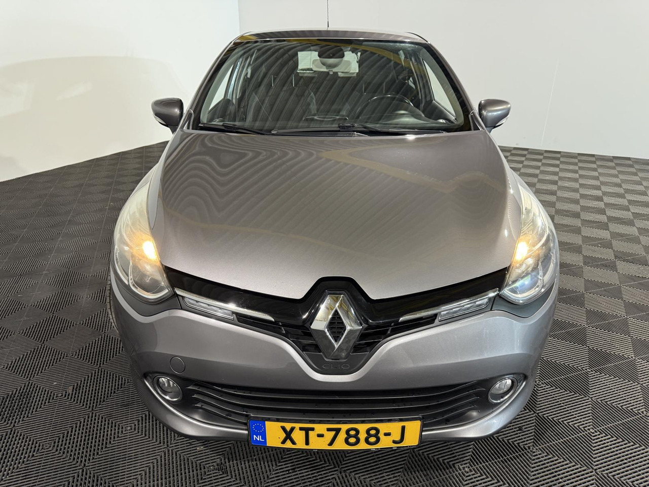 Renault | Clio | 0.9 TCe Dynamique | 2016 | 192.462 km | XT788J | Geen oordeel - Hatchback: foto 2 Renault | Clio | 0.9 TCe Dynamique | 2016 | 192.462 km | XT788J | Geen oordeel - Hatchback: foto 2
