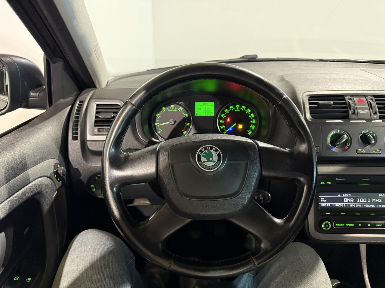 Skoda | Fabia Combi | 1.2 TSI Style | 2012 | 178.890 km | 45TZS5 | Logisch - Veturë: foto 5 Skoda | Fabia Combi | 1.2 TSI Style | 2012 | 178.890 km | 45TZS5 | Logisch - Veturë: foto 5