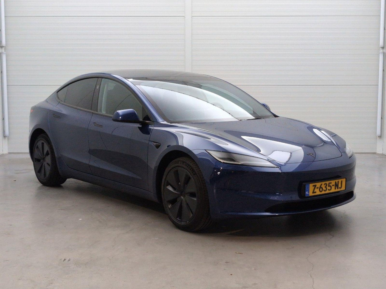 Tesla Model 3 RWD 60 kWh | 2024 | 34.719 km | Automaat | Z635NJ | NAP: Logisch - Hatchback: foto 2 Tesla Model 3 RWD 60 kWh | 2024 | 34.719 km | Automaat | Z635NJ | NAP: Logisch - Hatchback: foto 2