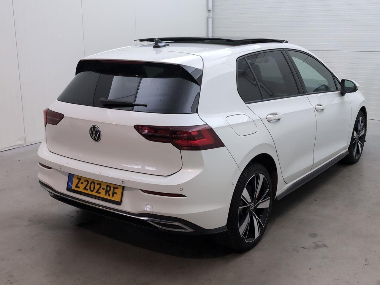 Volkswagen Golf 1.4 eHybrid GTE | 2022 | 76.195 km | Automaat | Z202RF | NAP: Geen oordeel - Hatchback: foto 4 Volkswagen Golf 1.4 eHybrid GTE | 2022 | 76.195 km | Automaat | Z202RF | NAP: Geen oordeel - Hatchback: foto 4