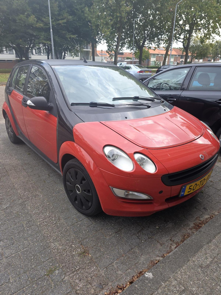 Smart | forfour | 1.1 pulse | 2006 | 234.985 km | 50TDBF | Logisch - Hatchback: foto 1 Smart | forfour | 1.1 pulse | 2006 | 234.985 km | 50TDBF | Logisch - Hatchback: foto 1