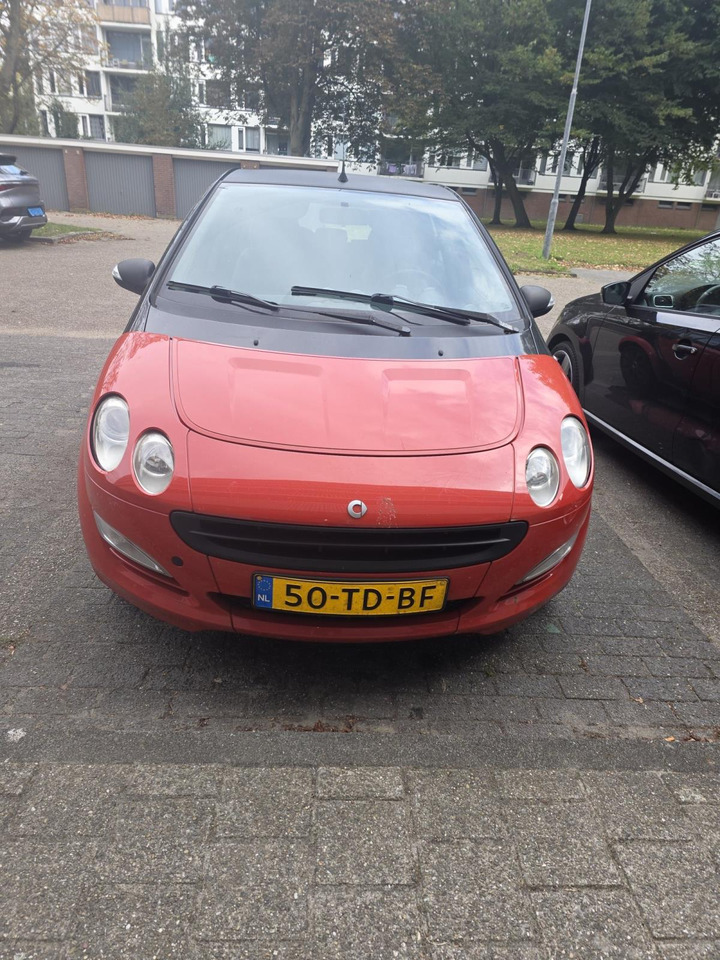 Smart | forfour | 1.1 pulse | 2006 | 234.985 km | 50TDBF | Logisch - Hatchback: foto 5 Smart | forfour | 1.1 pulse | 2006 | 234.985 km | 50TDBF | Logisch - Hatchback: foto 5