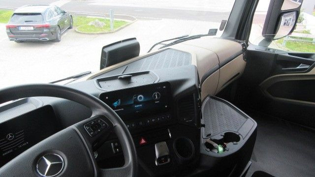 Lizingu i Mercedes-Benz Actros 1845LS  Schubbodenhydr. Retarder  Mercedes-Benz Actros 1845LS  Schubbodenhydr. Retarder: foto 11