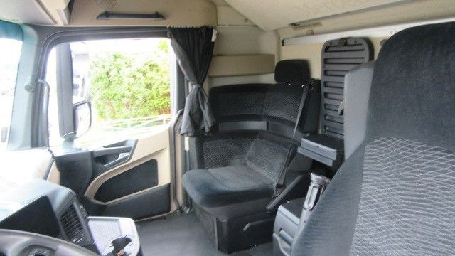 Lizingu i Mercedes-Benz Actros 1845LS  Schubbodenhydr. Retarder  Mercedes-Benz Actros 1845LS  Schubbodenhydr. Retarder: foto 9