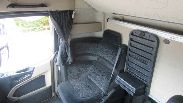 Lizingu i Mercedes-Benz Actros 1845LS  Schubbodenhydr. Retarder  Mercedes-Benz Actros 1845LS  Schubbodenhydr. Retarder: foto 12