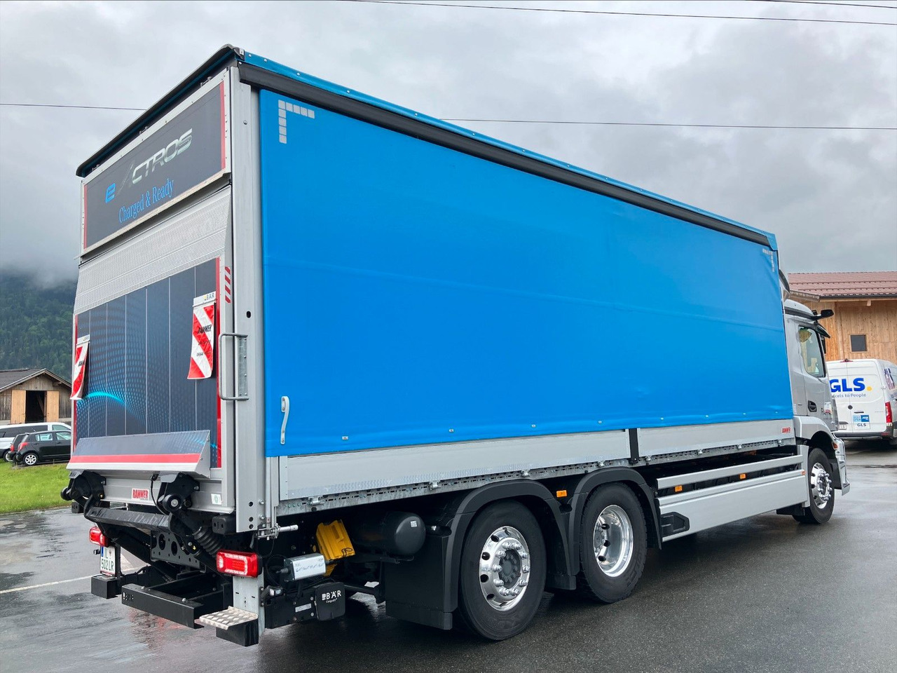 Mercedes-Benz eActros 400L 6x2 - Kamion me tendë, Kamion elektrik: foto 3 Mercedes-Benz eActros 400L 6x2 - Kamion me tendë, Kamion elektrik: foto 3