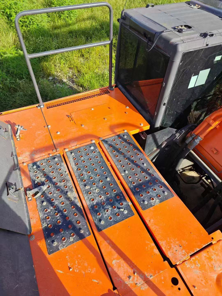 HITACHI 350-5A - Ekskavator me zinxhirë: foto 5 HITACHI 350-5A - Ekskavator me zinxhirë: foto 5