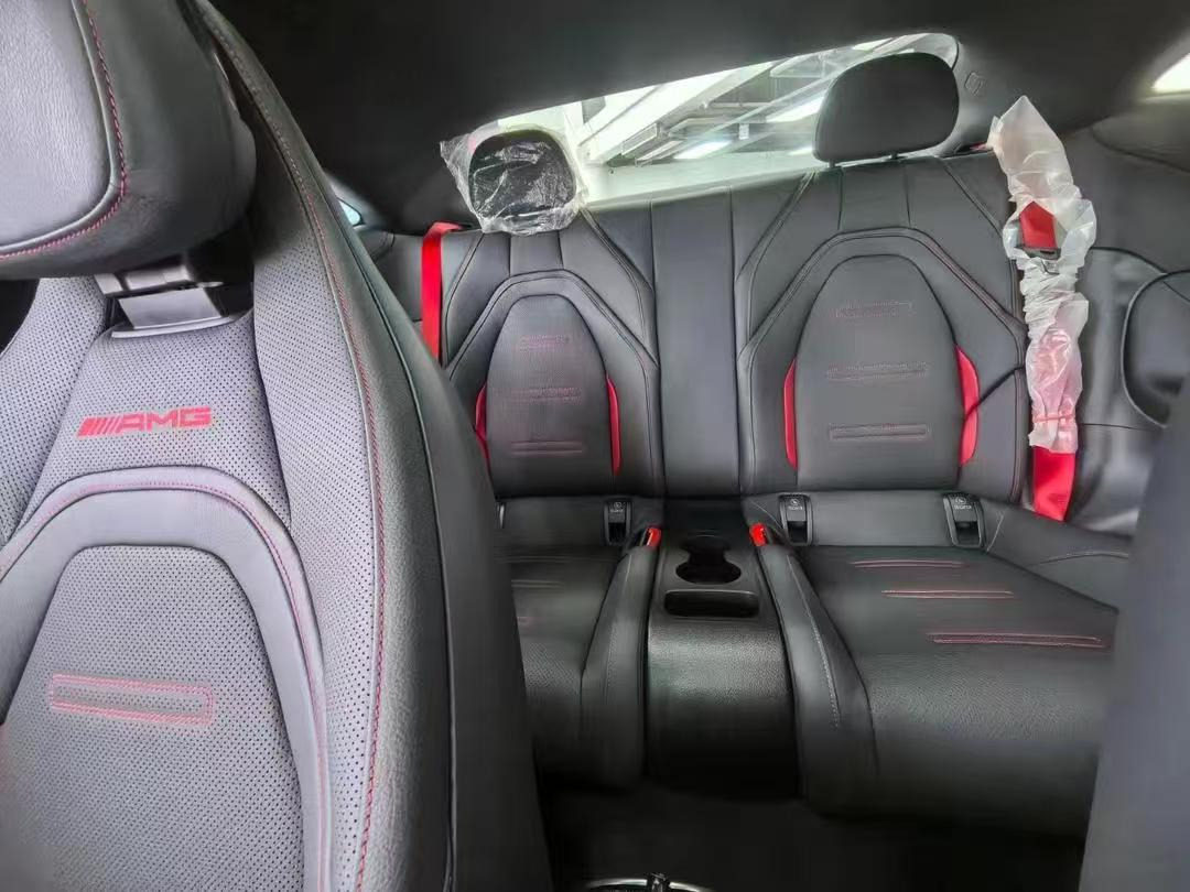 MERCEDES-BENZ CLE53 AMG - Veturë: foto 4 MERCEDES-BENZ CLE53 AMG - Veturë: foto 4