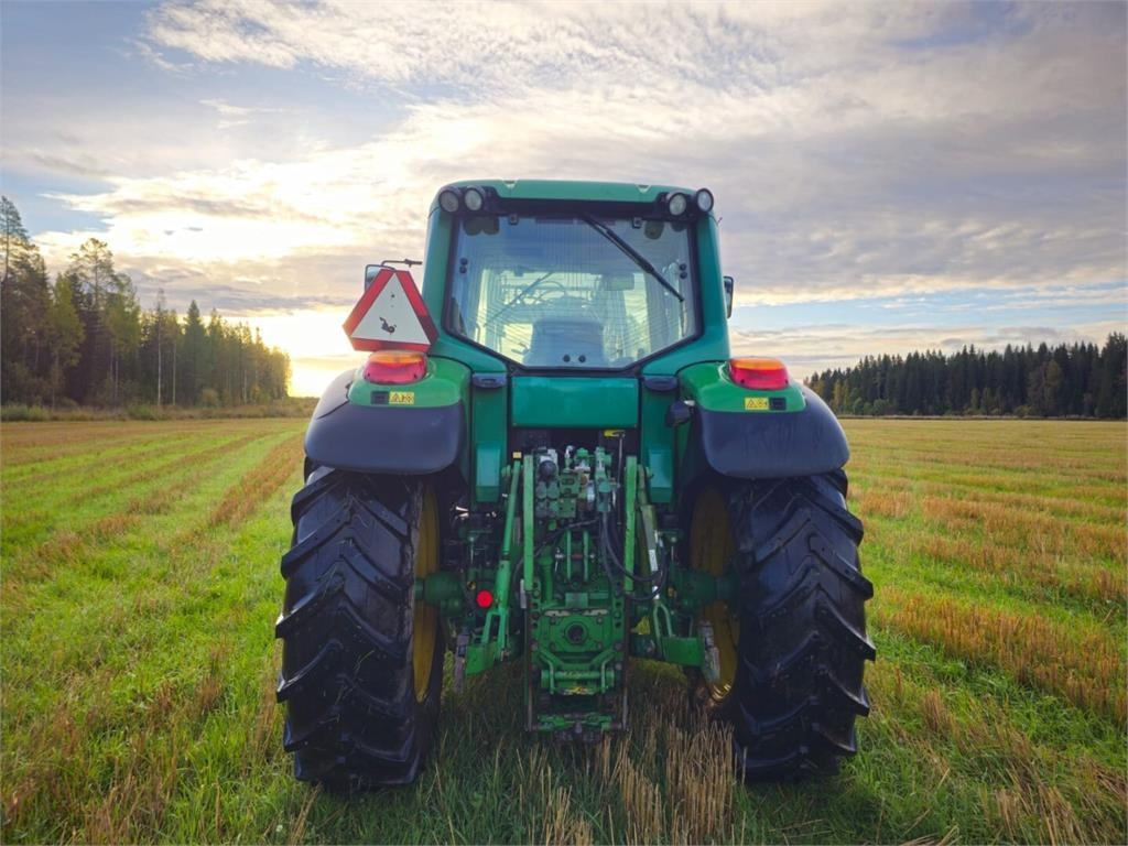 John Deere 6420S AP Premium Plus 50km/h - Traktor: foto 5 John Deere 6420S AP Premium Plus 50km/h - Traktor: foto 5