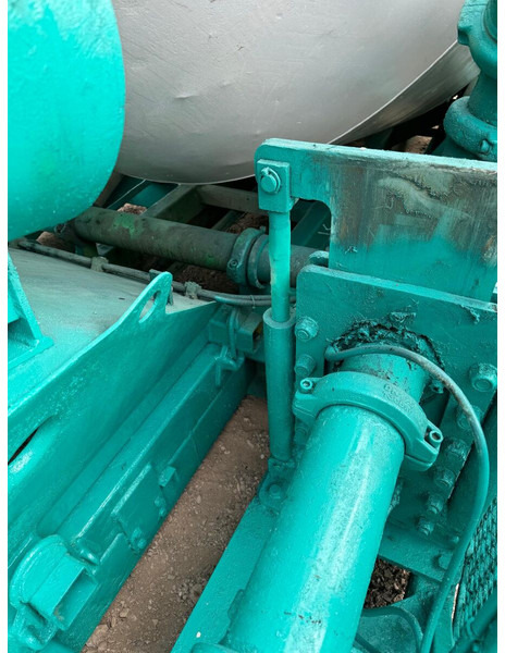 CIFA Concrete Mixer with own engine - Betoniere: foto 4 CIFA Concrete Mixer with own engine - Betoniere: foto 4