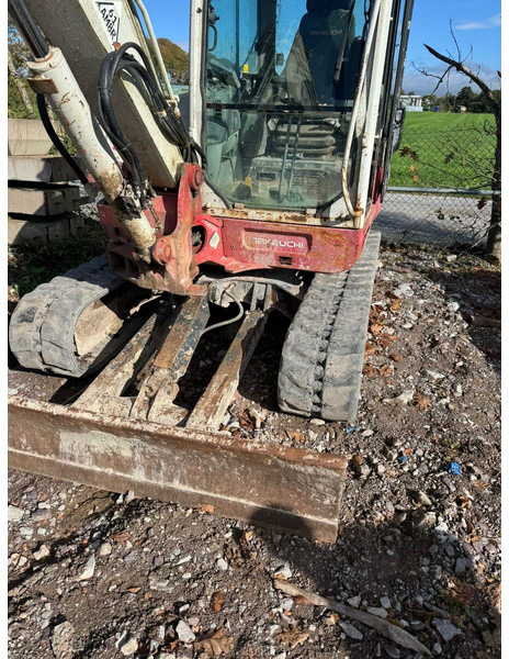 Takeuchi TB260 - Miniekskavator: foto 4 Takeuchi TB260 - Miniekskavator: foto 4
