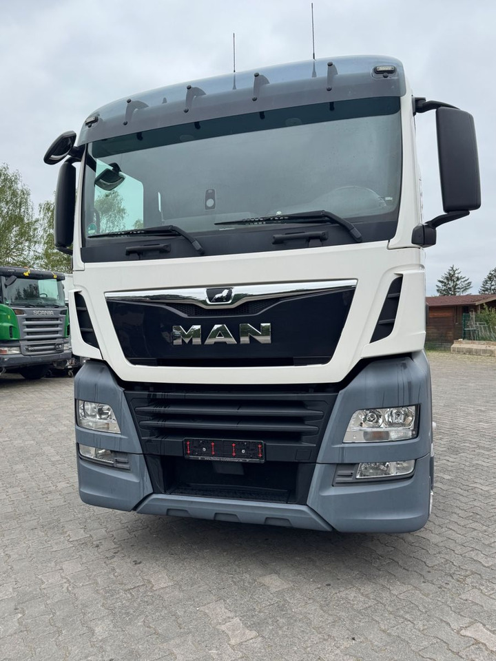MAN TGX 18.460 XL /1xBett/Retarder/Voll-Spoiler - Gjysmë-kamion: foto 2 MAN TGX 18.460 XL /1xBett/Retarder/Voll-Spoiler - Gjysmë-kamion: foto 2