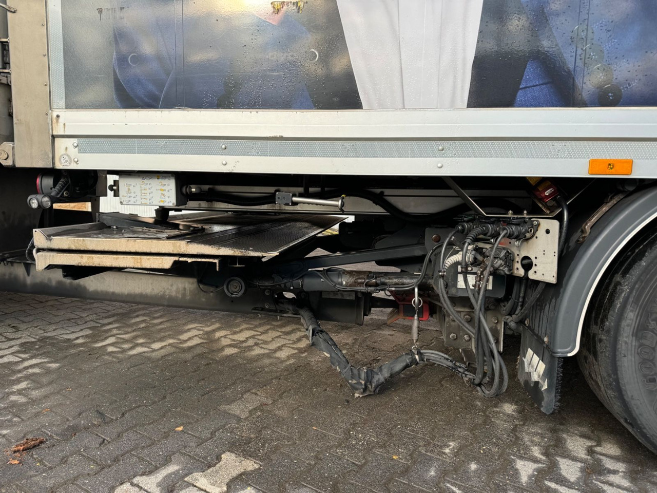 Mercedes-Benz Antos 2540/Durchladbar/2xLBW/Frigoblock/2instock - Kamion frigorifer: foto 5 Mercedes-Benz Antos 2540/Durchladbar/2xLBW/Frigoblock/2instock - Kamion frigorifer: foto 5
