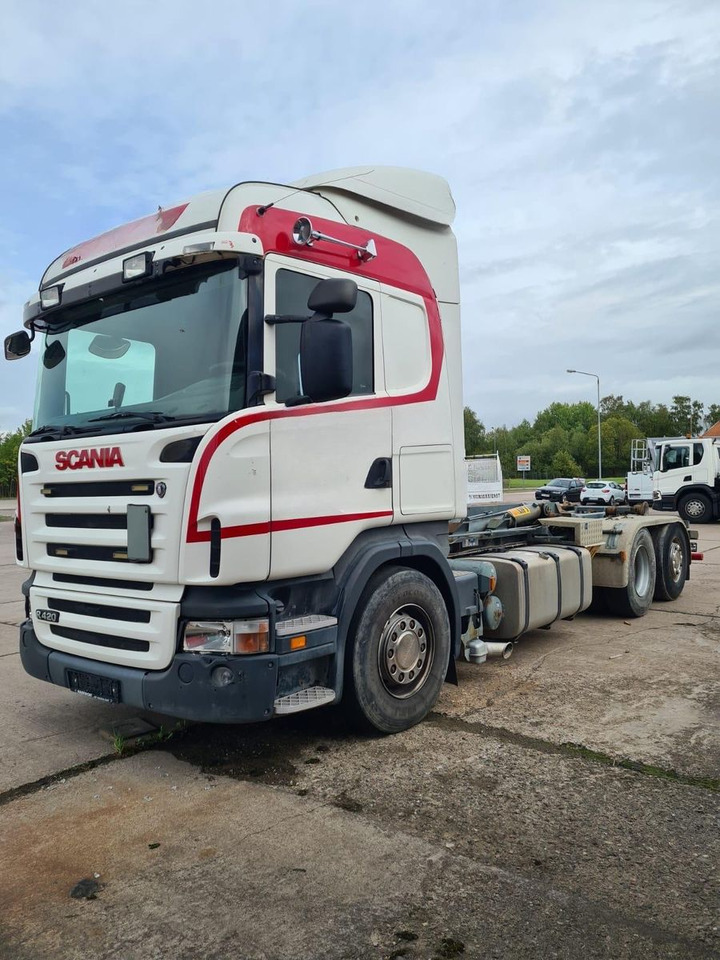 Scania R420/6x2/Klima/B-L/Motorschaden - Kamion vetëngarkues: foto 1 Scania R420/6x2/Klima/B-L/Motorschaden - Kamion vetëngarkues: foto 1