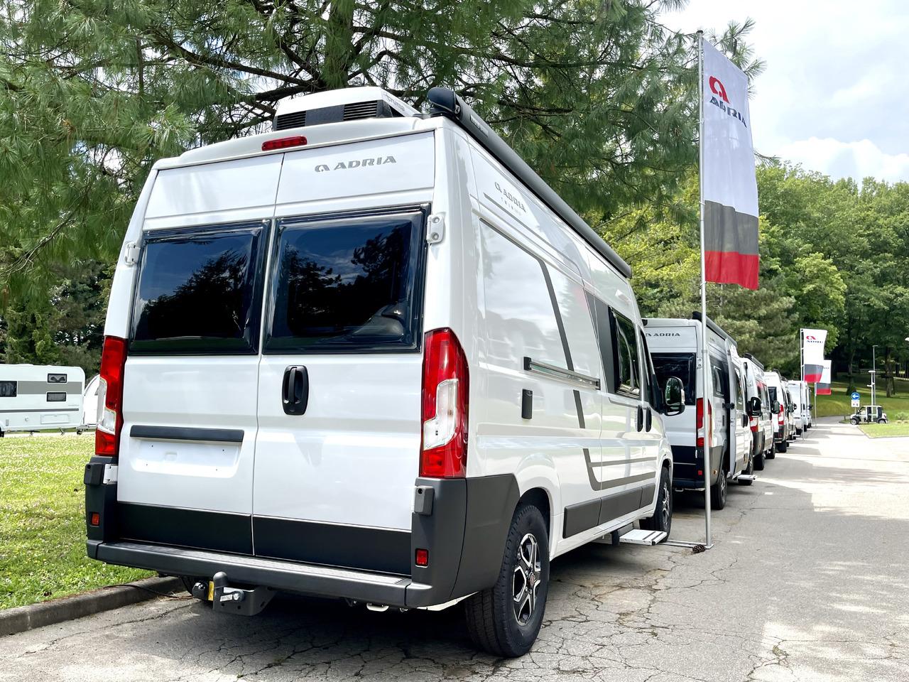 ADRIA Twin 640 SLB - Furgon kampingu: foto 5 ADRIA Twin 640 SLB - Furgon kampingu: foto 5