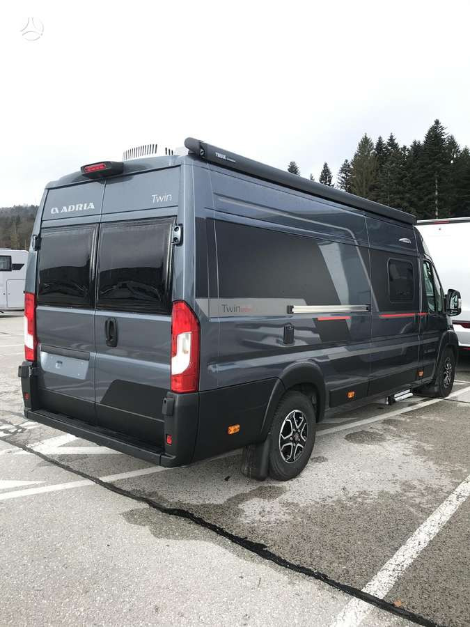 ADRIA Twin Sport 640 SG - Furgon kampingu: foto 3 ADRIA Twin Sport 640 SG - Furgon kampingu: foto 3