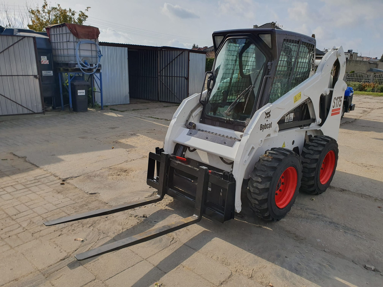 BOBCAT S175 - Mini fadrom: foto 1 BOBCAT S175 - Mini fadrom: foto 1