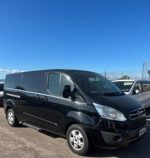 Ford Tourneo Custom Tourneo Custom 310 2.0 TDCi 17 - Veturë: foto 5 Ford Tourneo Custom Tourneo Custom 310 2.0 TDCi 17 - Veturë: foto 5
