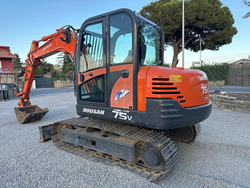 Doosan SOLAR 75V - Ekskavator: foto 5 Doosan SOLAR 75V - Ekskavator: foto 5