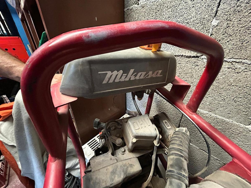 Mikasa MTR-40F - Ngjeshës: foto 2 Mikasa MTR-40F - Ngjeshës: foto 2