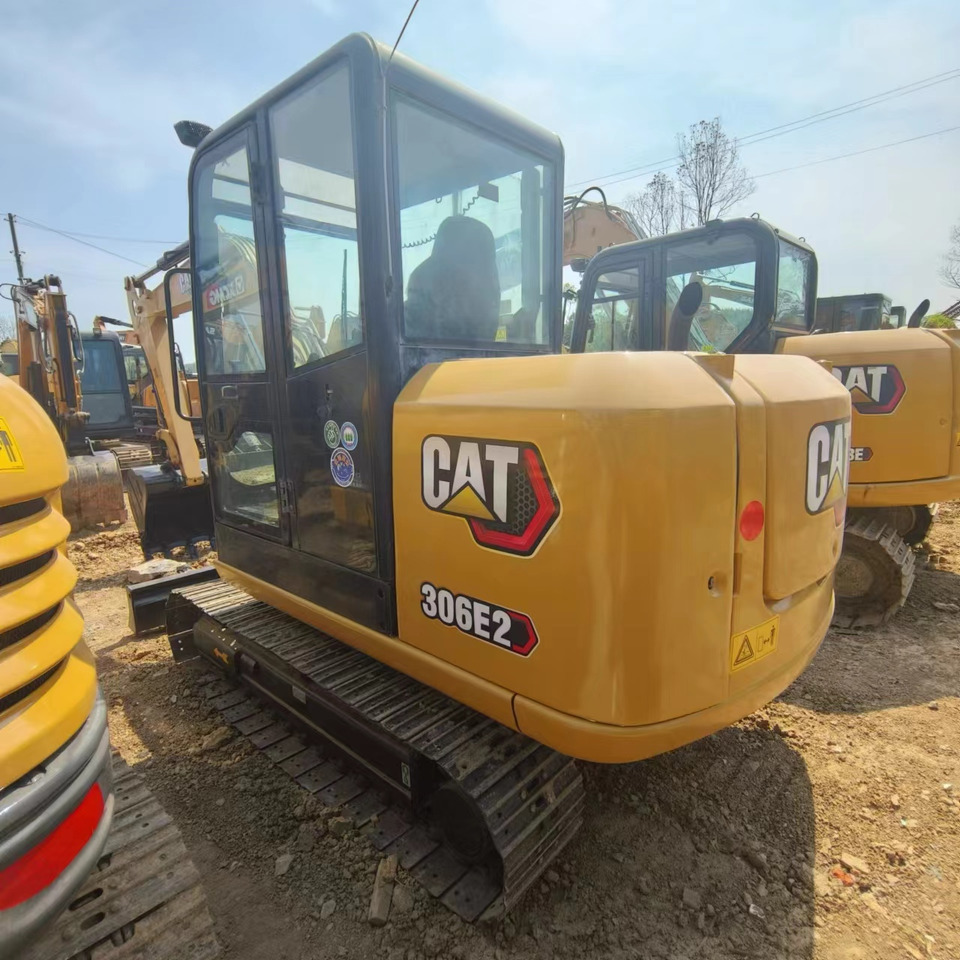 CATERPILLAR 306E2 - Miniekskavator: foto 2 CATERPILLAR 306E2 - Miniekskavator: foto 2