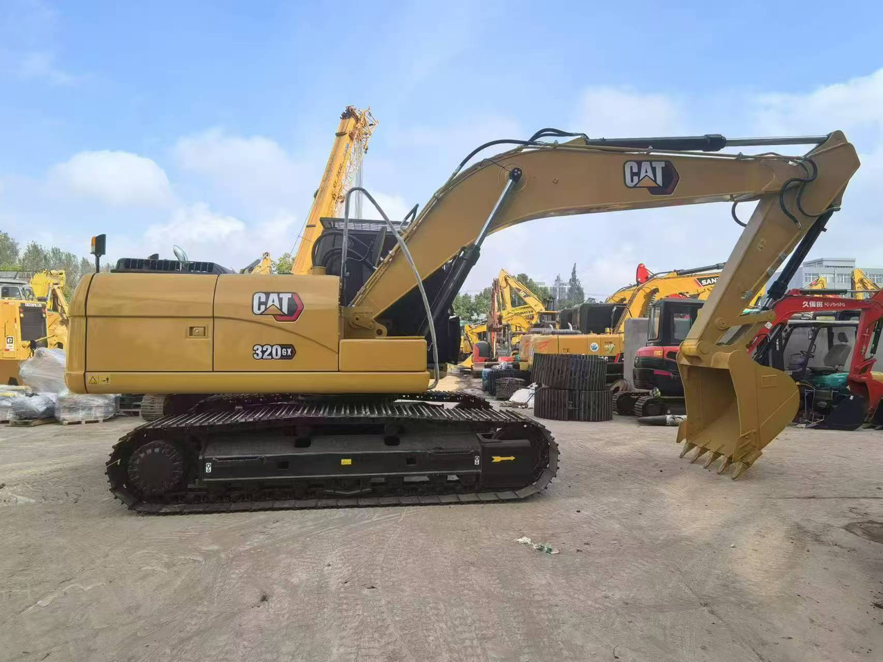 CATERPILLAR 320GX - Ekskavator me zinxhirë: foto 3 CATERPILLAR 320GX - Ekskavator me zinxhirë: foto 3