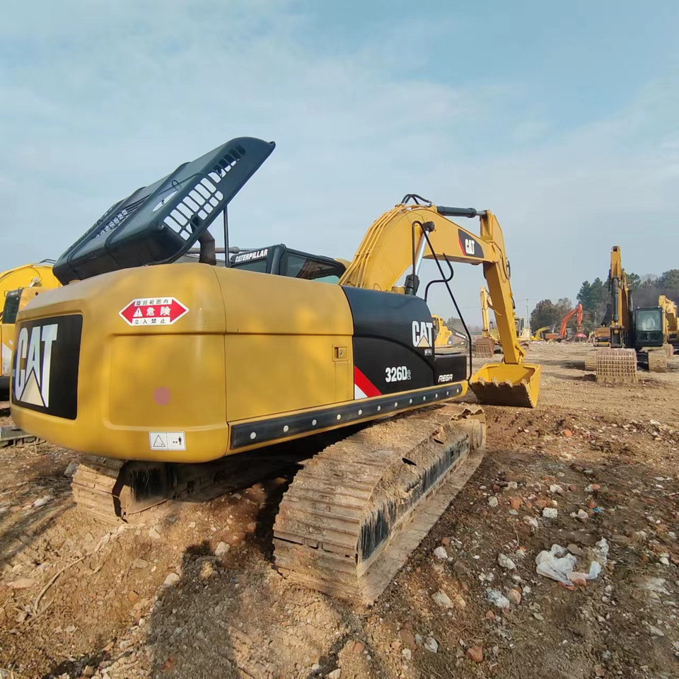 CATERPILLAR 326D - Ekskavator me zinxhirë: foto 3 CATERPILLAR 326D - Ekskavator me zinxhirë: foto 3