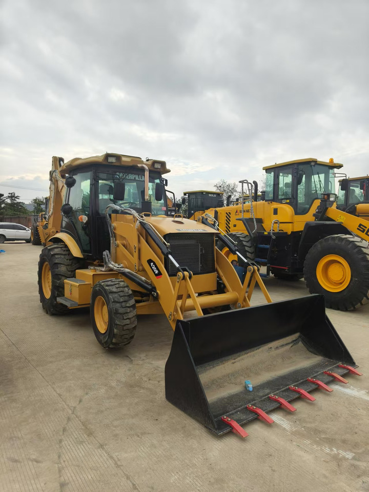 CATERPILLAR 420F - Fadromë me shkarkim nga prapa: foto 1 CATERPILLAR 420F - Fadromë me shkarkim nga prapa: foto 1