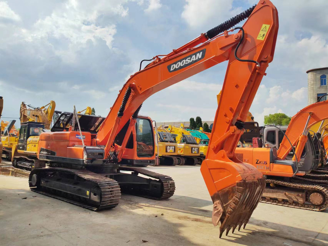 DOOSAN DX225 - Ekskavator me zinxhirë: foto 4 DOOSAN DX225 - Ekskavator me zinxhirë: foto 4