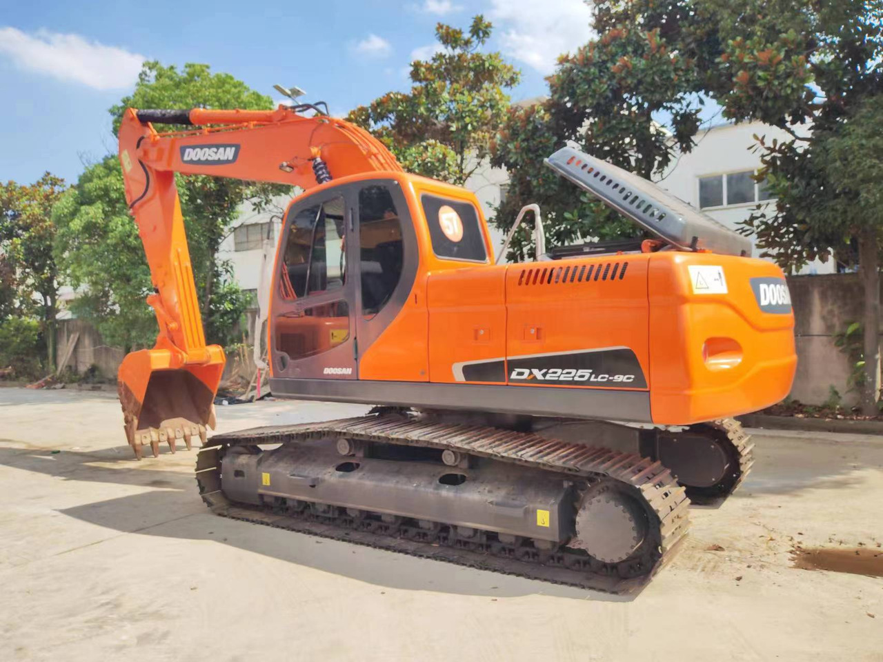 DOOSAN DX225 - Ekskavator me zinxhirë: foto 1 DOOSAN DX225 - Ekskavator me zinxhirë: foto 1