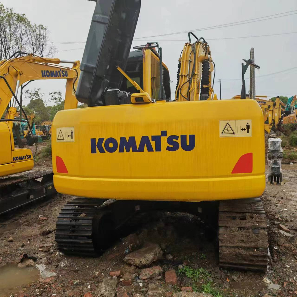 KOMATSU PC120 - Ekskavator me zinxhirë: foto 4 KOMATSU PC120 - Ekskavator me zinxhirë: foto 4