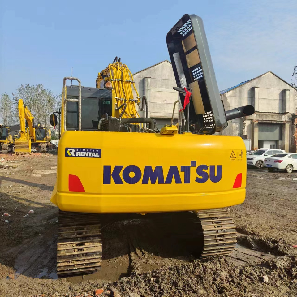 KOMATSU PC200 - Ekskavator me zinxhirë: foto 4 KOMATSU PC200 - Ekskavator me zinxhirë: foto 4